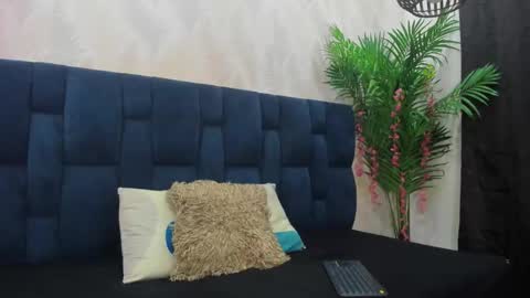 candise online show from 28, 11, 2025