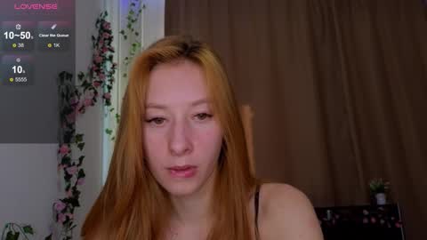 Snapshot of candy_flosse chatting on 9, 10, 2025 candy_flosse online show from 9, 10, 2025