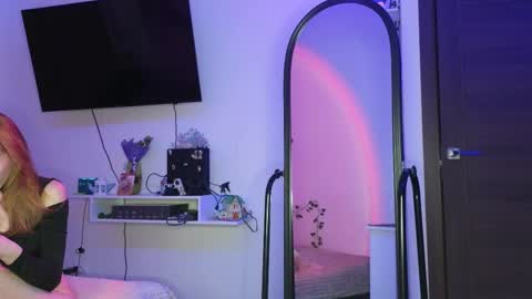 Snapshot of candy_flosse chatting on 14, 10, 2025 candy_flosse online show from 14, 10, 2025