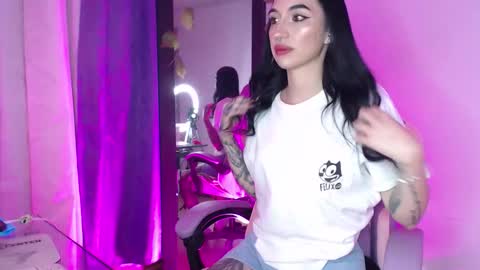 Leila  online show from 18, 12, 2025