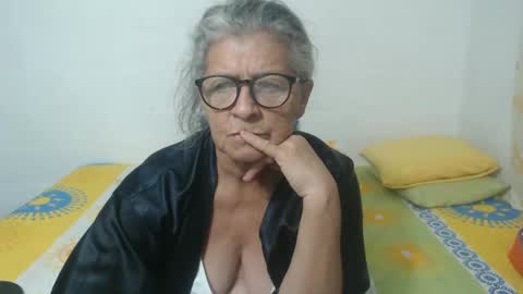 candy online show from 4, 2, 2025