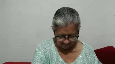 candy online show from 12, 10, 2025