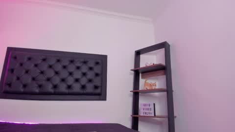 Candy online show from 23, 9, 2025