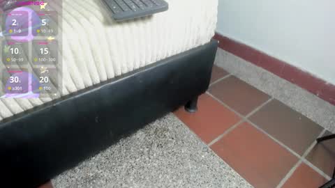 Snapshot of candy_mery chatting on 10, 10, 2025 candy mery online show from 10, 10, 2025