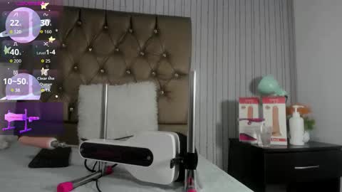 Snapshot of candy_mery chatting on 15, 10, 2025 candy mery online show from 15, 10, 2025