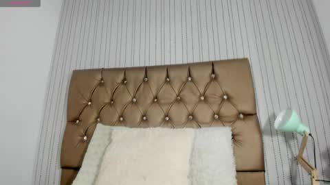 Snapshot of candy_mery chatting on 18, 10, 2025 candy mery online show from 18, 10, 2025