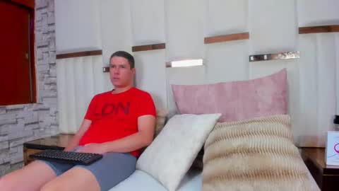 candyandsteven online show from 11, 1, 2026