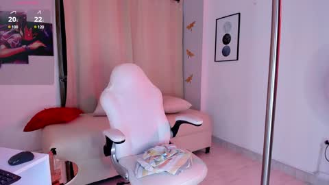 Candy online show from 24, 1, 2025