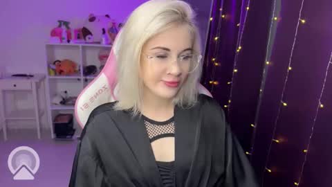 You can call me HH online show from 21, 10, 2025