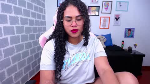 Karen online show from 2, 12, 2024