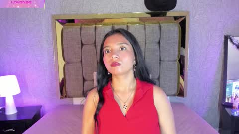 Snapshot of candys_victoria chatting on 19, 11, 2025 Candys Victoria online show from 19, 11, 2025