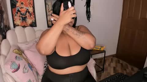 candytyler_ online show from 23, 9, 2025
