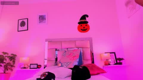 Candy online show from 10, 10, 2025