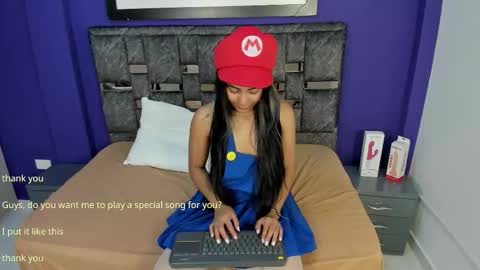 canelaa sweett online show from 3, 2, 2026