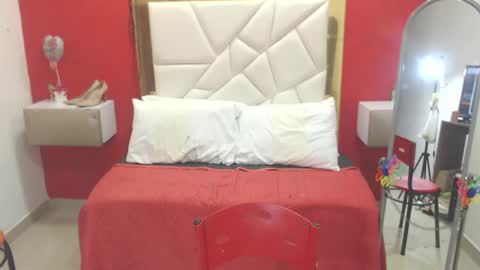 Canela online show from 10, 11, 2025