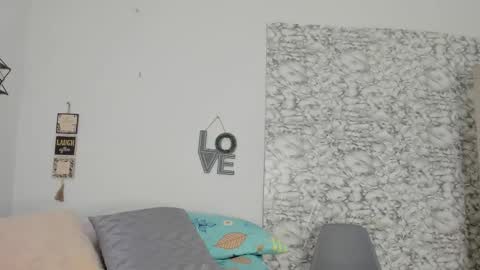 Snapshot of canhela1 chatting on 21, 10, 2025 Canhela online show from 21, 10, 2025