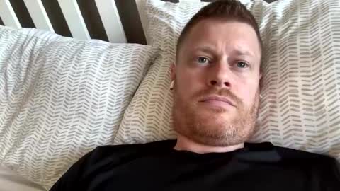 Snapshot of cannon003 chatting on 23, 11, 2025 cannon003 online show from 23, 11, 2025