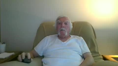 Snapshot of capecod21 chatting on 16, 2, 2025 capecod21 online show from 16, 2, 2025