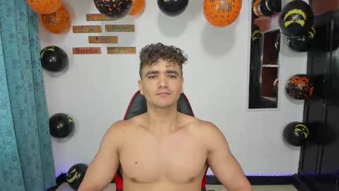 Snapshot of capitan_jones007 chatting on 7, 10, 2025 jones online show from 7, 10, 2025