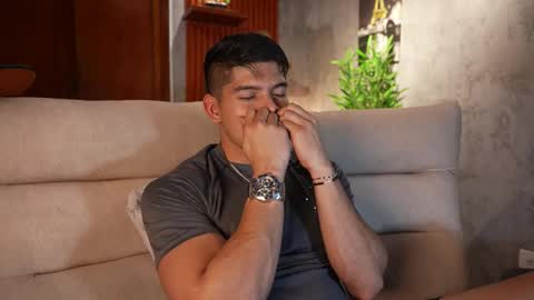 Snapshot of capizzi_ chatting on 13, 10, 2025 David Capizzi online show from 13, 10, 2025