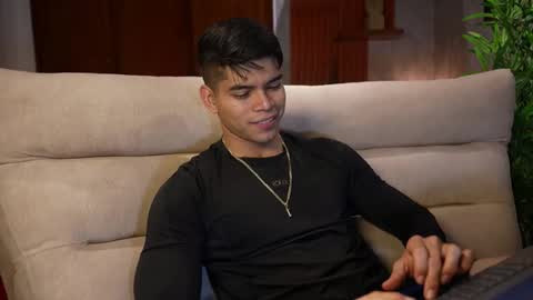 Snapshot of capizzi_ chatting on 21, 10, 2025 David Capizzi online show from 21, 10, 2025