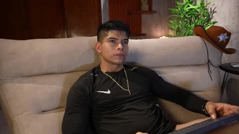 Snapshot of capizzi_ chatting on 23, 10, 2025 David Capizzi online show from 23, 10, 2025