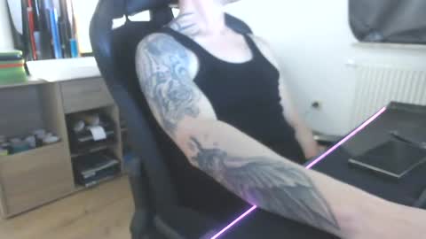 Snapshot of capoo89 chatting on 2, 12, 2024 Chriz online show from 2, 12, 2024