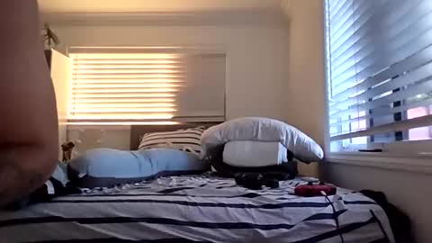 Snapshot of cappinrc8 chatting on 19, 10, 2025 cappinrc8 online show from 19, 10, 2025