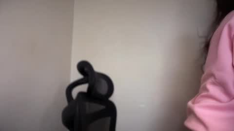 Emma online show from 4, 12, 2025