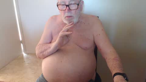 Snapshot of capt5105 chatting on 24, 2, 2025 capt5105 online show from 24, 2, 2025