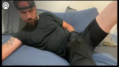 Snapshot of captnblackbeard chatting on 19, 10, 2025 captnblackbeard online show from 19, 10, 2025