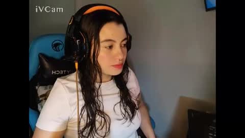 cara890713 online show from 30, 12, 2024