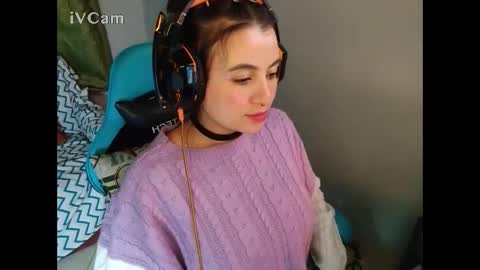 cara890713 online show from 10, 1, 2025