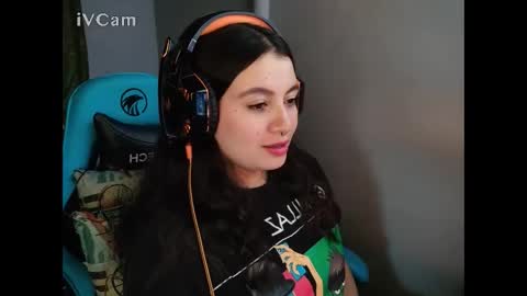 cara890713 online show from 13, 1, 2025