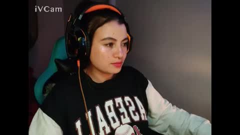 cara890713 online show from 16, 1, 2025