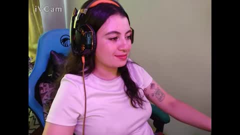 cara890713 online show from 1, 2, 2025