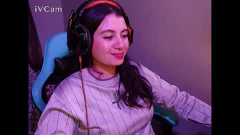 cara890713 online show from 2, 2, 2025