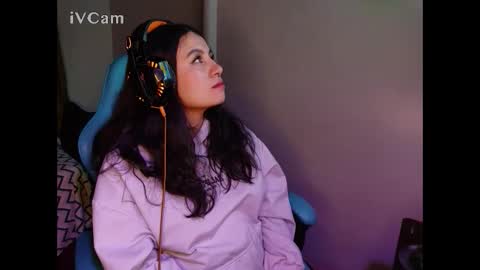 cara890713 online show from 5, 2, 2025