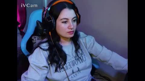 cara890713 online show from 12, 2, 2025