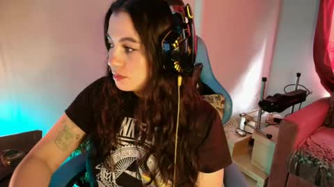 cara890713 online show from 21, 2, 2025