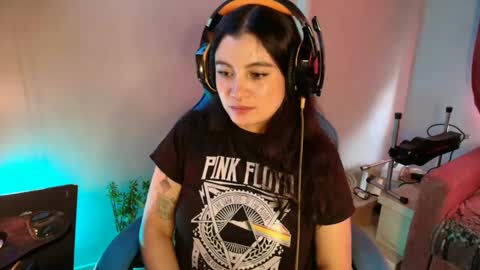 cara890713 online show from 21, 2, 2025