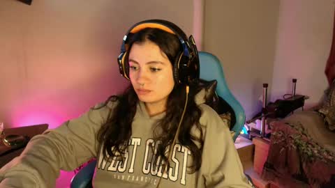 cara890713 online show from 11, 3, 2025