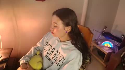 cara890713 online show from 24, 9, 2025