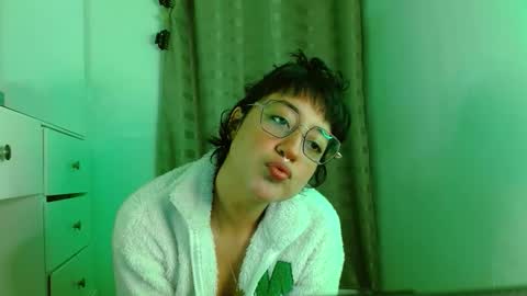 Amy online show from 11, 10, 2025