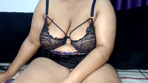 caramel_drip1 online show from 28, 2, 2026
