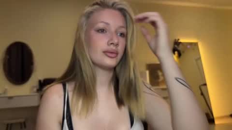 Stella online show from 1, 2, 2026