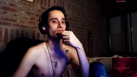 carameltoy4 online show from 13, 3, 2026