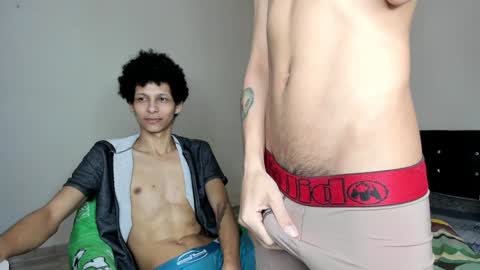 Carlos and Cristian  online show from 9, 12, 2024