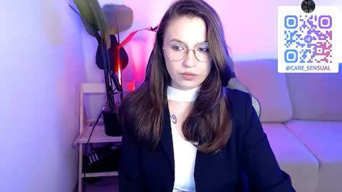 Snapshot of care_sensual chatting on 30, 9, 2025 Mary online show from 30, 9, 2025