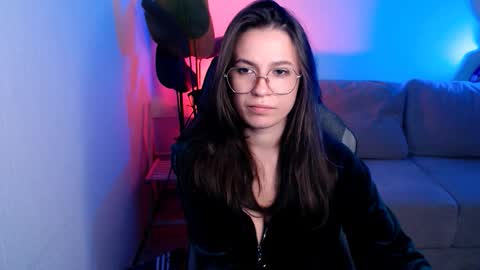 Snapshot of care_sensual chatting on 17, 10, 2025 Mary online show from 17, 10, 2025